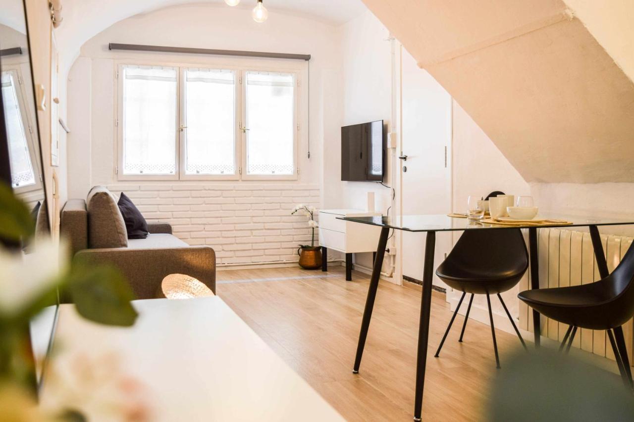 Casa Besalu Estudio En El Centro Del Pueblo المظهر الخارجي الصورة
