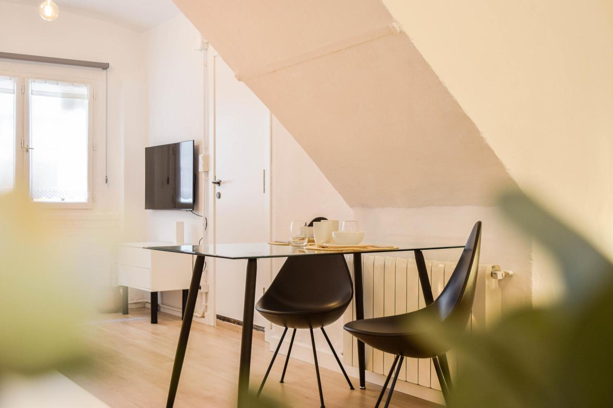 Casa Besalu Estudio En El Centro Del Pueblo المظهر الخارجي الصورة