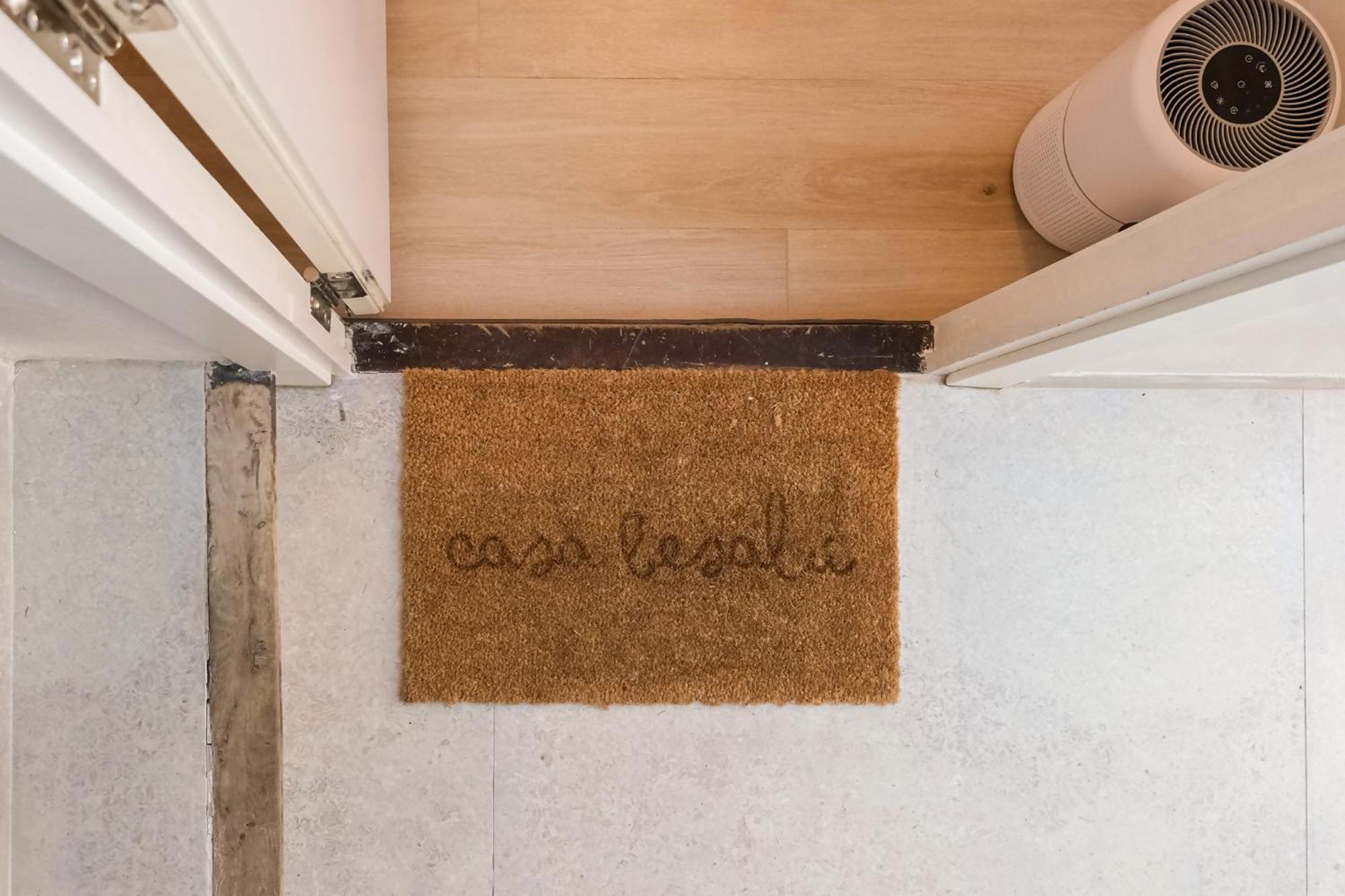 Casa Besalu Estudio En El Centro Del Pueblo المظهر الخارجي الصورة